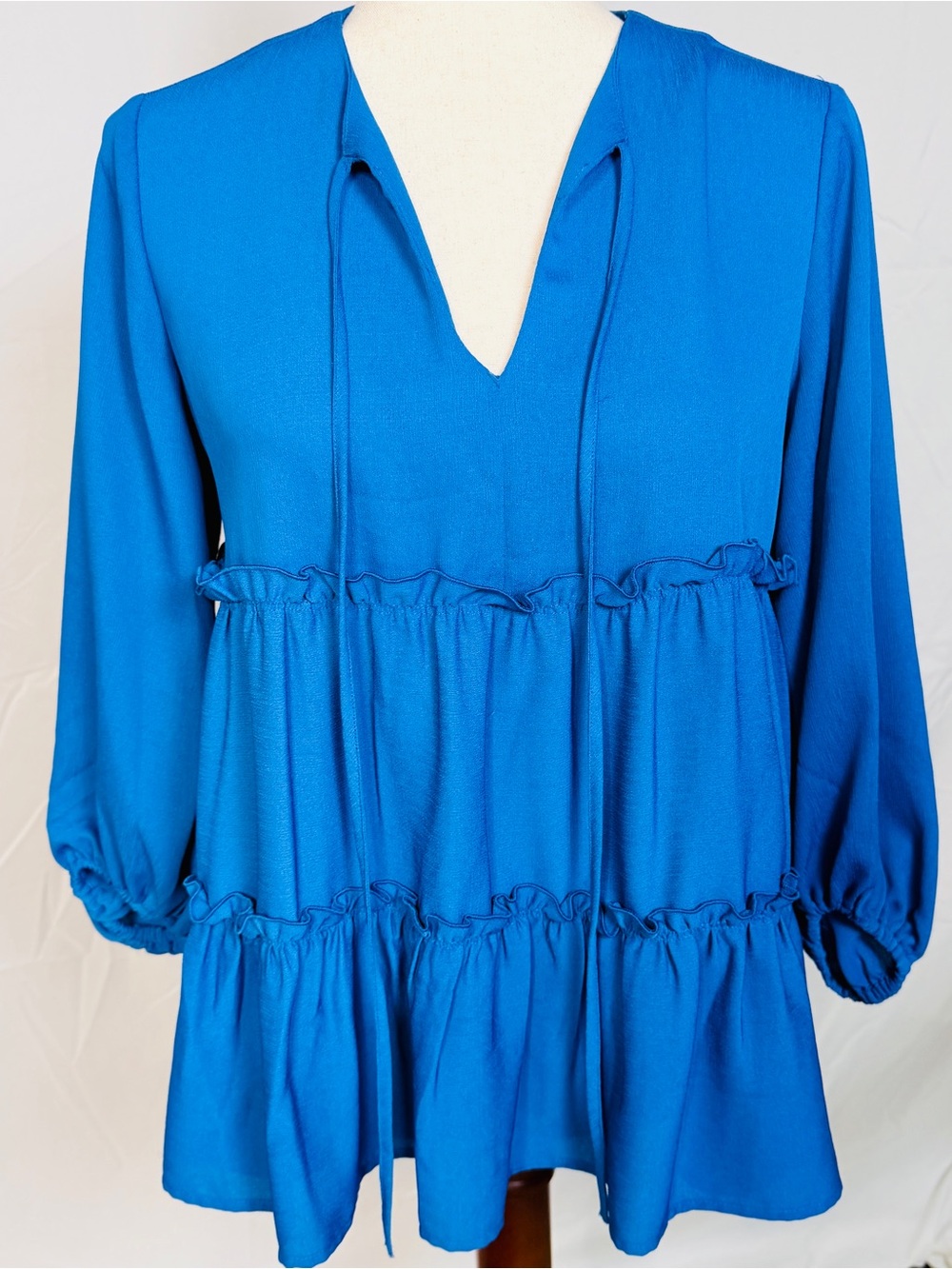 Ann Taylor Women's Blue Peplum Tie-Neck Blouse boho chic, peasant,